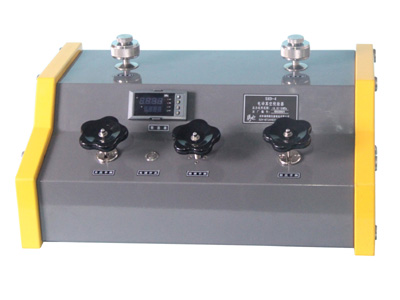 SHD-4型電動(dòng)真空校驗(yàn)器